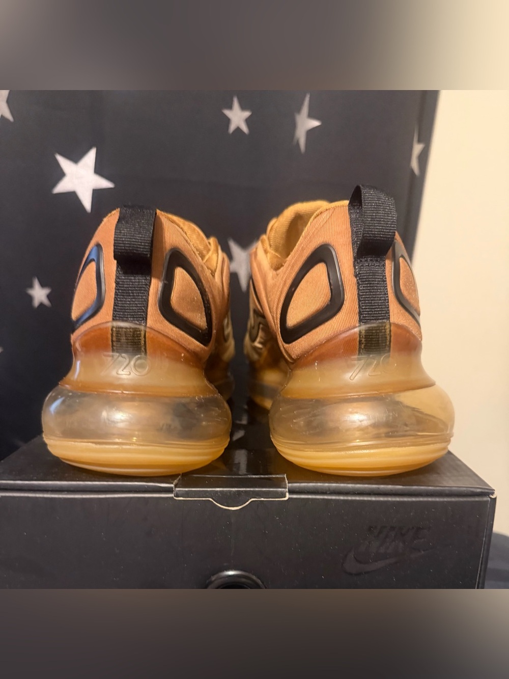 Nike Air Max 720 in the 'Desert' Sz 8 (no box) - Picture 7 of 9